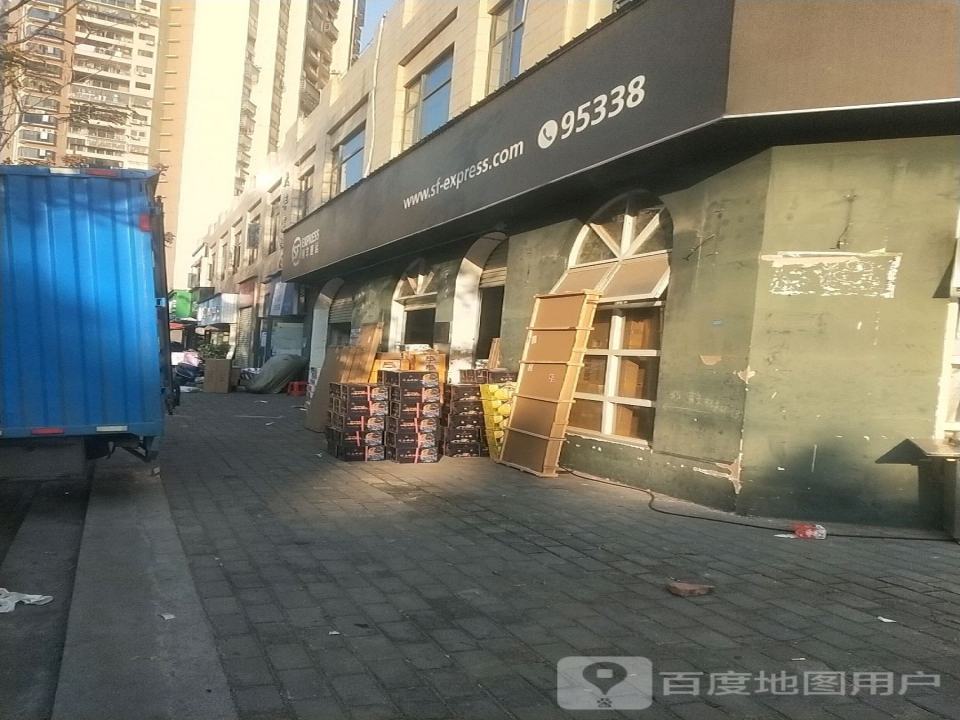 顺丰速运(赣州章江新区丽江豪庭营业点)
