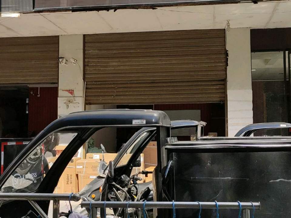 顺丰速运(柳州融水玉华中路营业点)