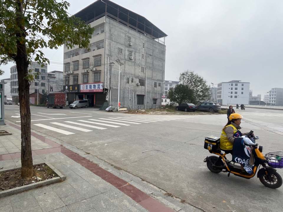 吉鑫物流洞口站