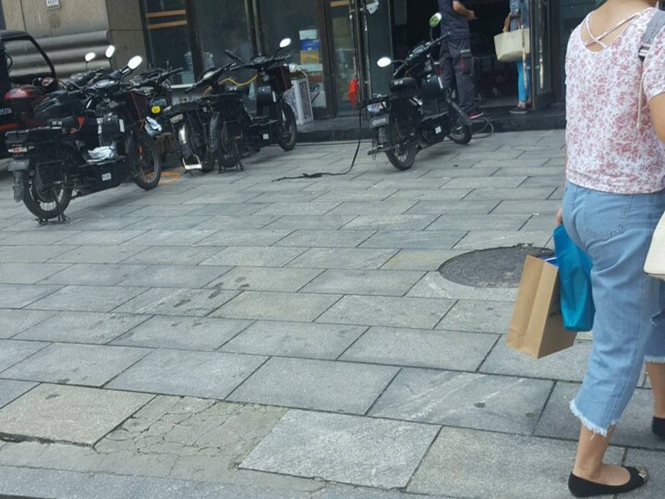 顺丰速运(教育街营业点)