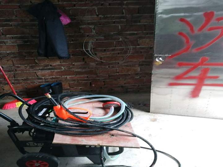 万寿货运车洗车场(洗猪车,架拆)
