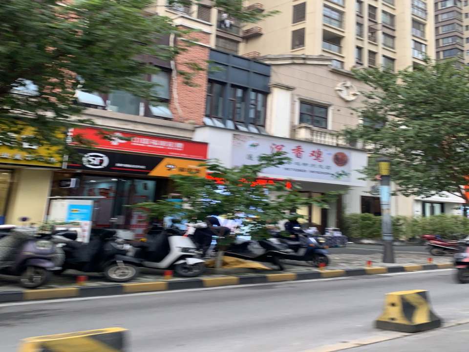 顺丰速运合作点(万达广场店)