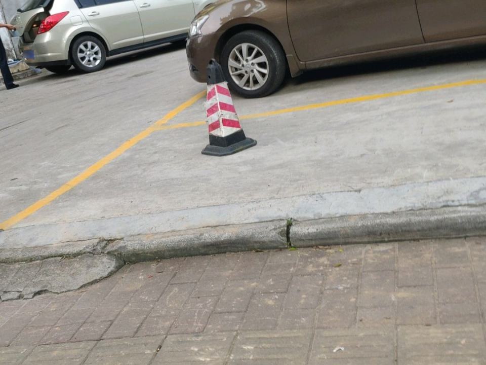 顺丰速运(广州白云云城速运营业部-广园)