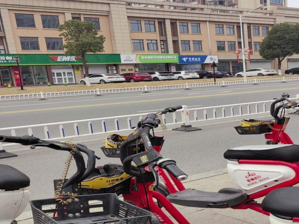 中国邮政(西场路)