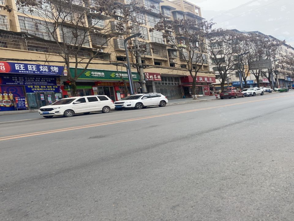 中国邮政(锦龙东路店)