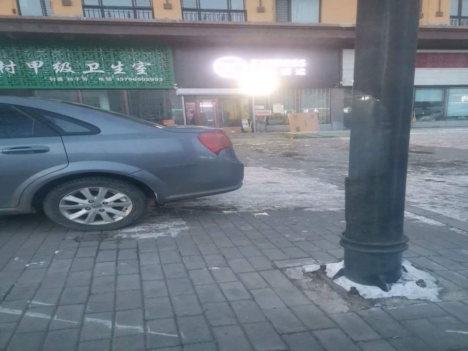 顺丰速运(格林春天营业点)