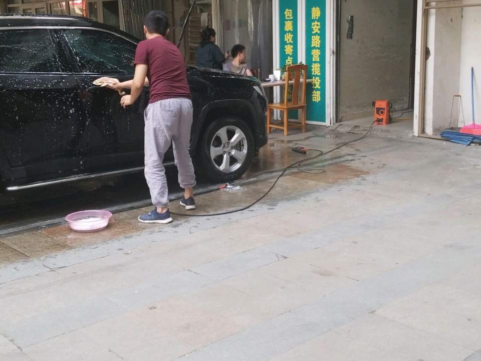 邮政快递(蓝谷地里外商业广场)