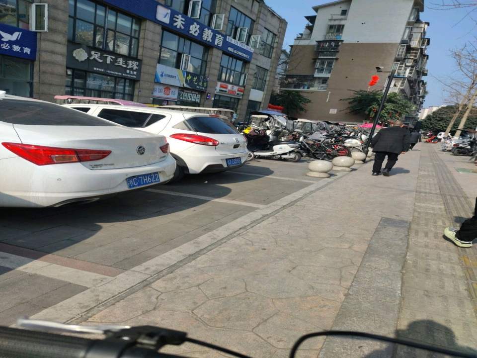 妈妈驿站(广场南路三段店)