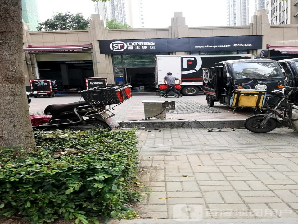 顺丰速运(宜昌伍家岗尚玲珑店)