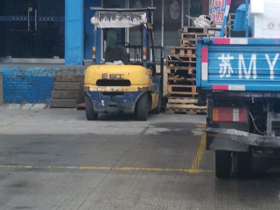 航泰燕物流