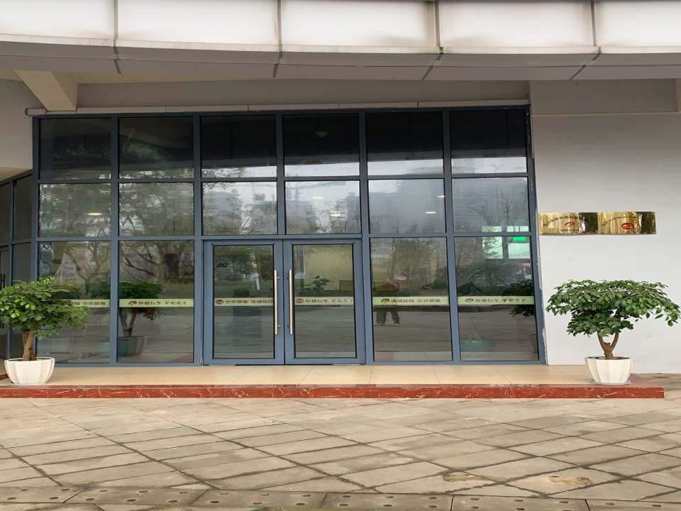 四川宜宾骆鹿运输有限公司