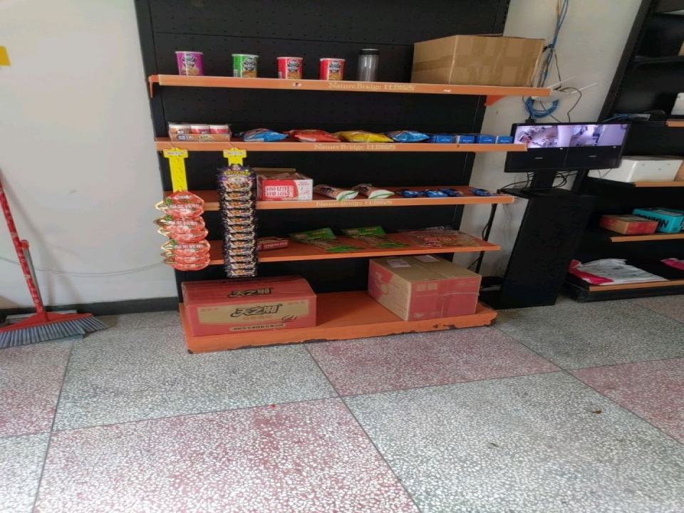 驿收发顺丰速运合作点(安福县二点便利店)