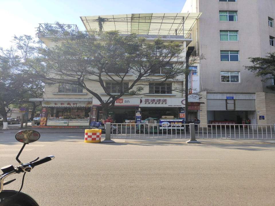 妈妈驿站(顺城东路店)