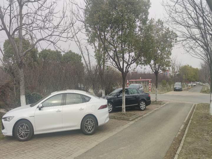苏州昆山市千灯现代物流园附属中心公园