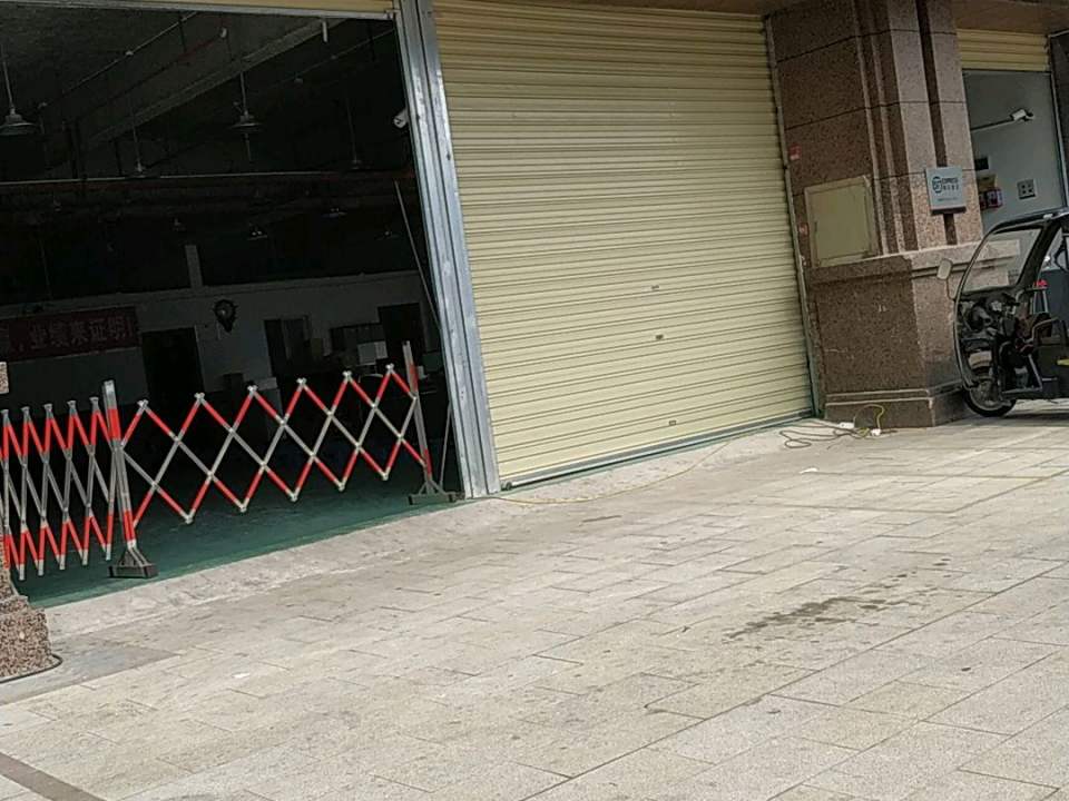 顺丰速运(岳阳楼南湖速运营业点)