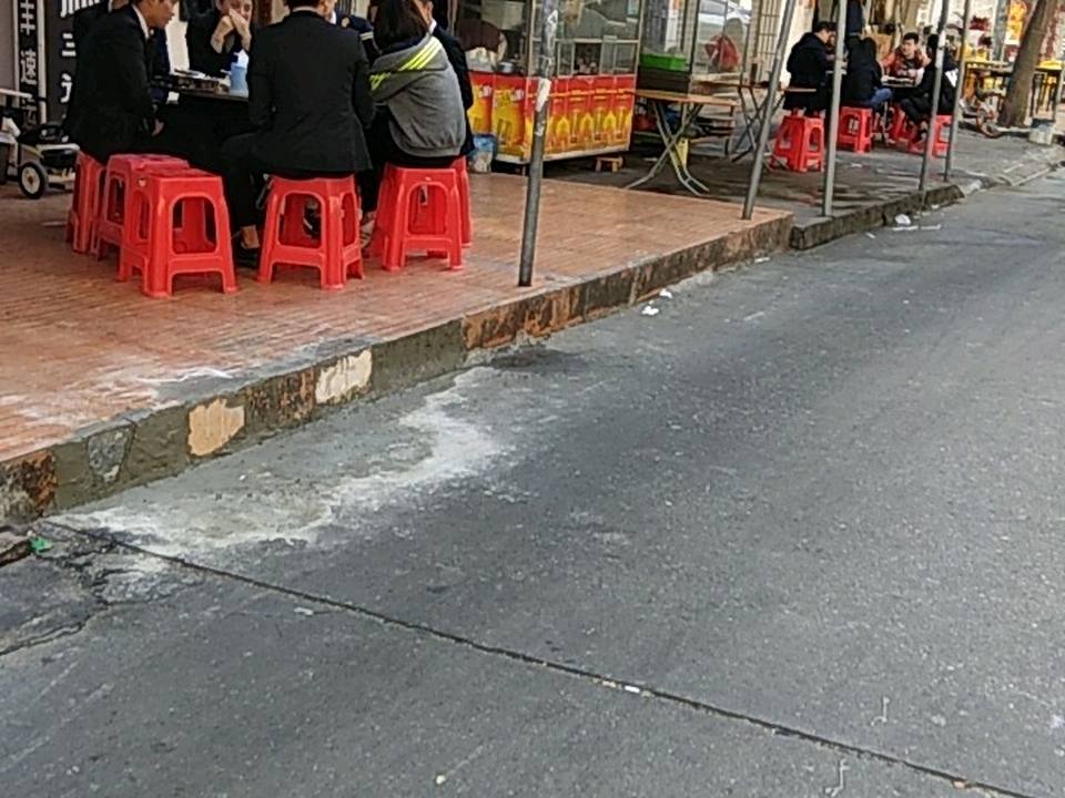 顺丰速运(拱北围基营业点)