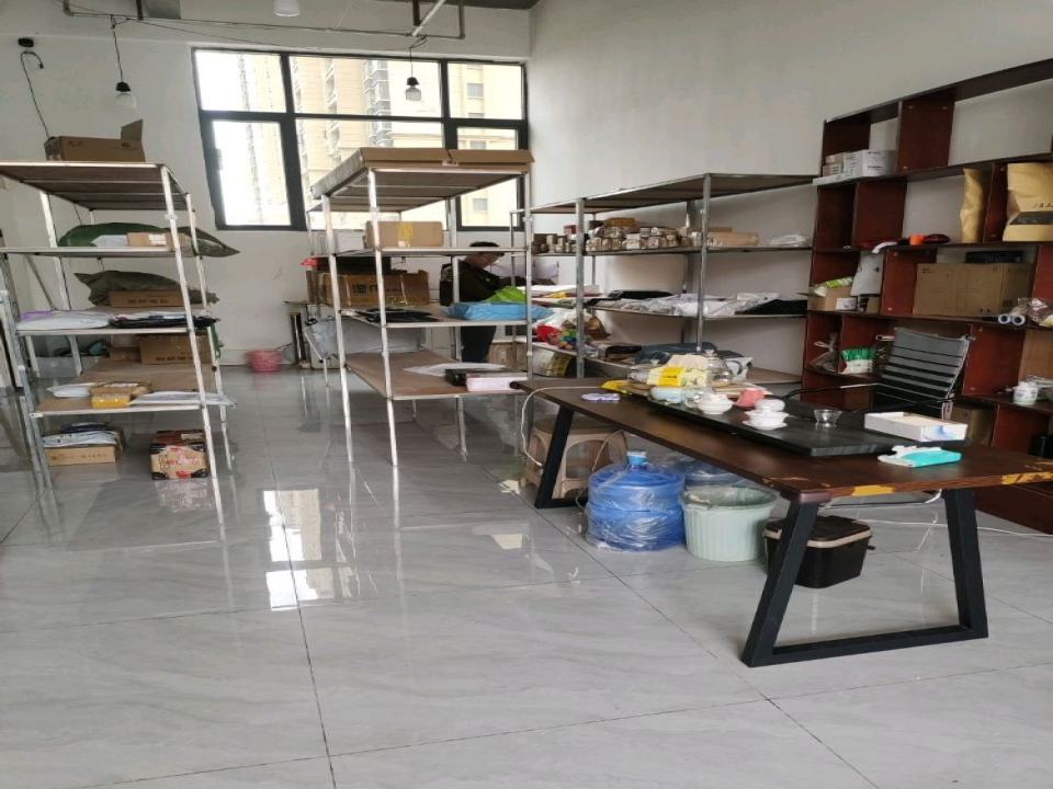 兔喜快递(曲靖会泽吉泓春晓店)