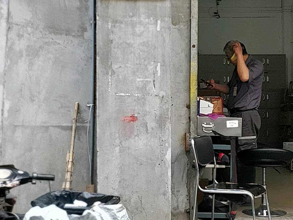 顺丰速运(武汉江汉中英实业店)