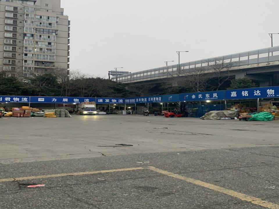 罗春物流